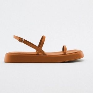 Zara NWT flat leather sandals